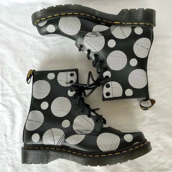 Dr. Martens Pascal Polka Dot & Stripe Boots Black/White Leather Women’s Size 7 - Picture 11 of 14